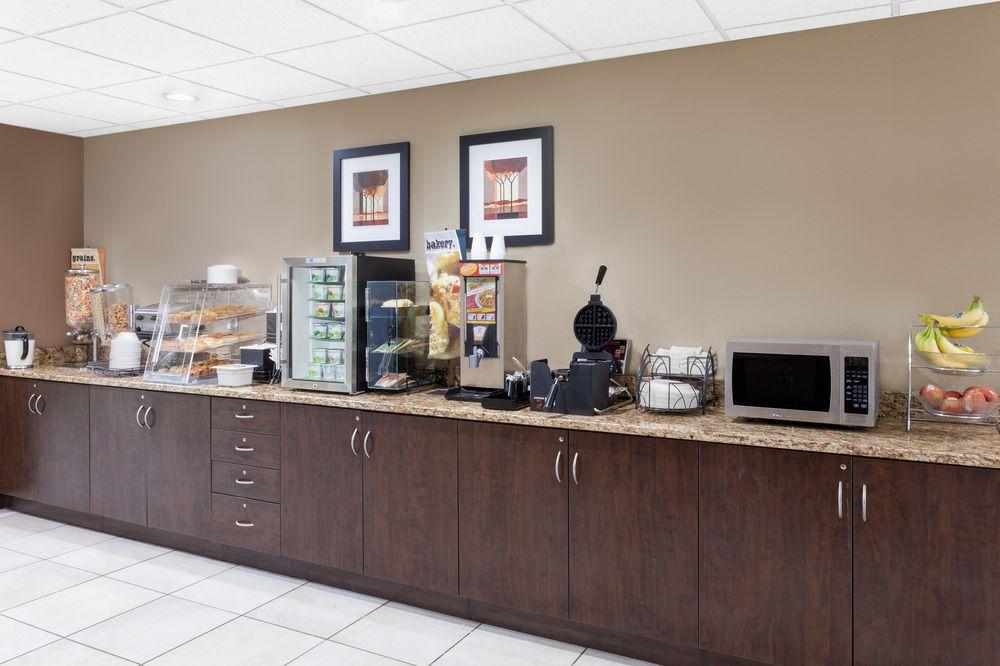 Microtel Inn & Suites By Wyndham Columbia Exterior photo