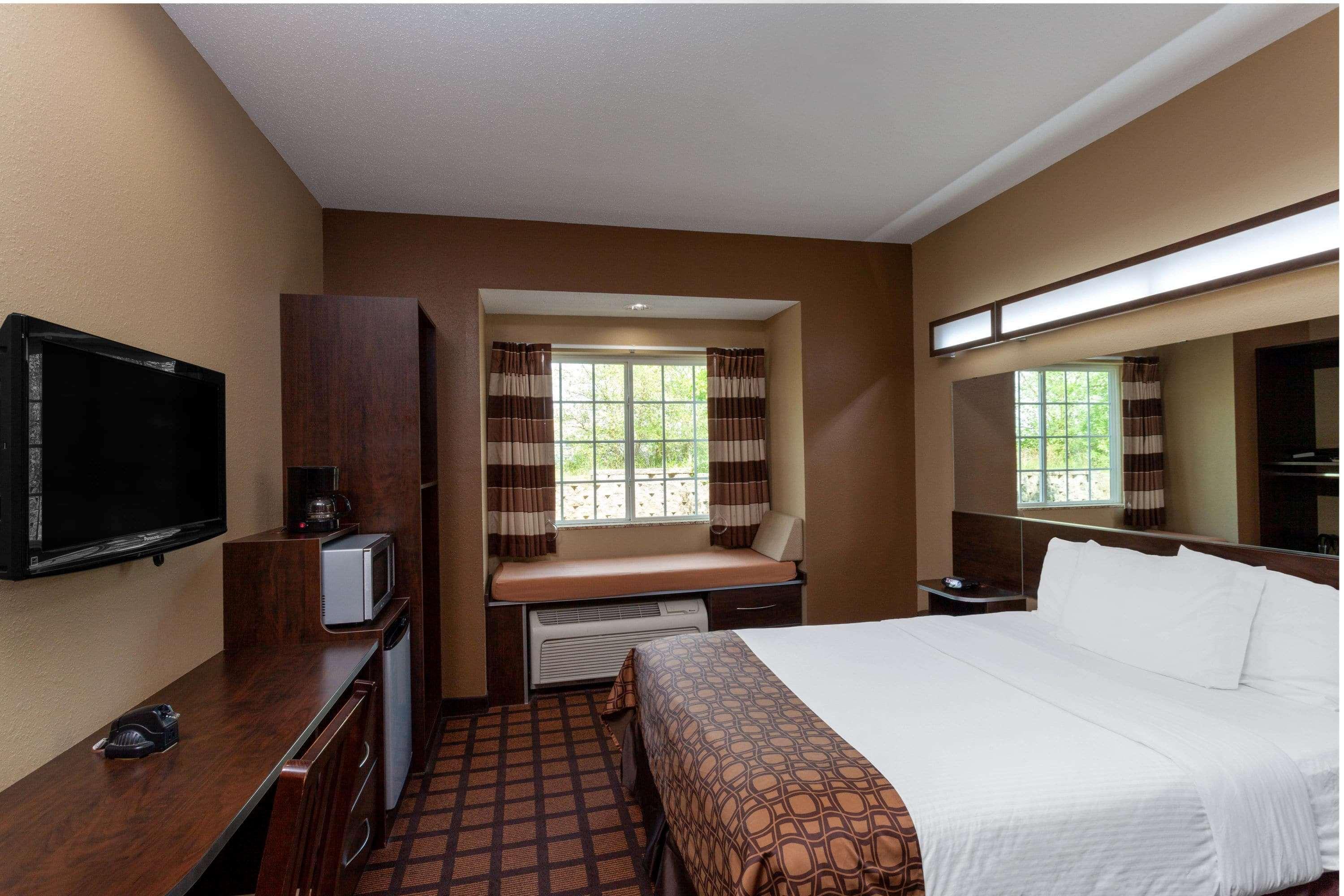 Microtel Inn & Suites By Wyndham Columbia Exterior photo