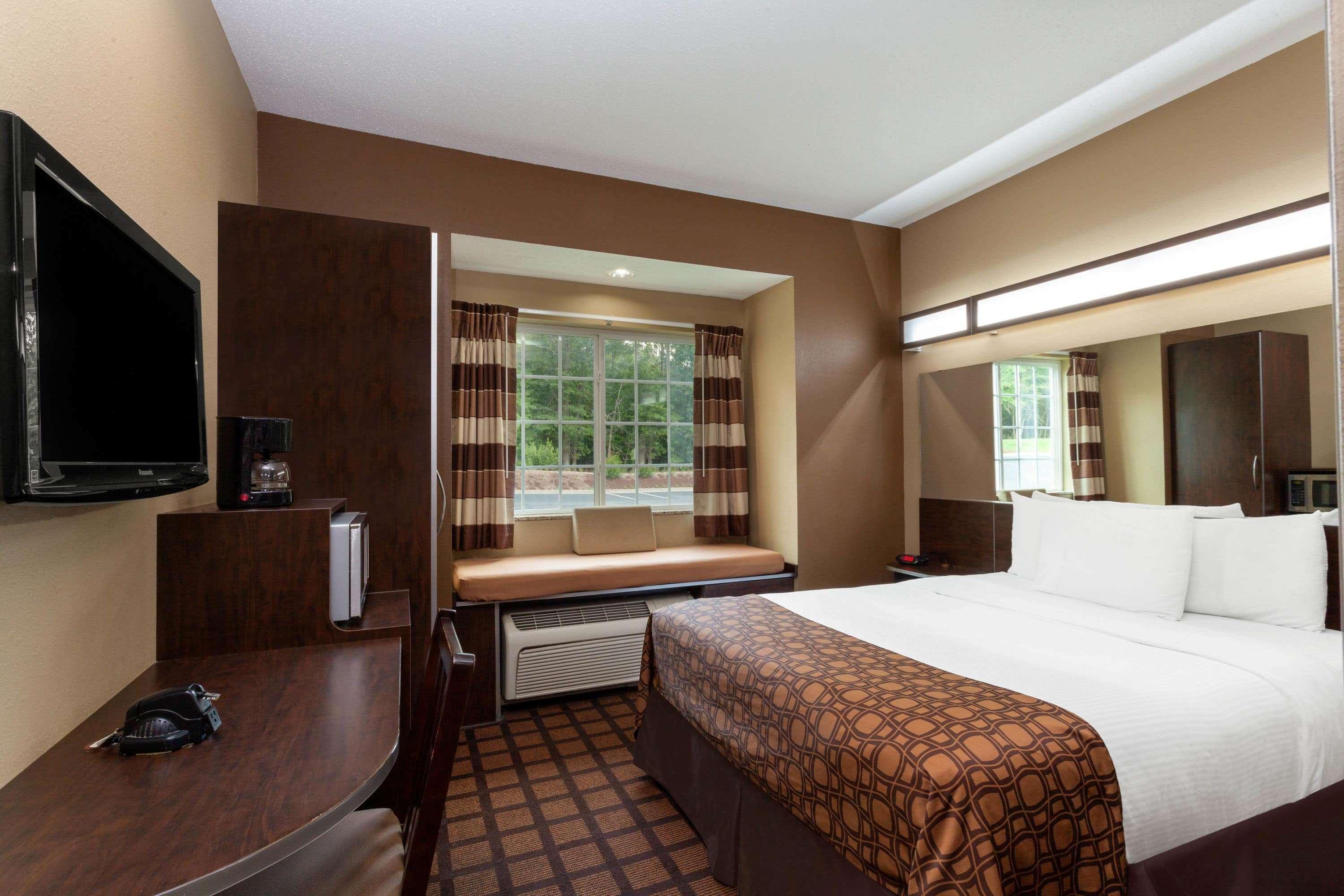 Microtel Inn & Suites By Wyndham Columbia Exterior photo