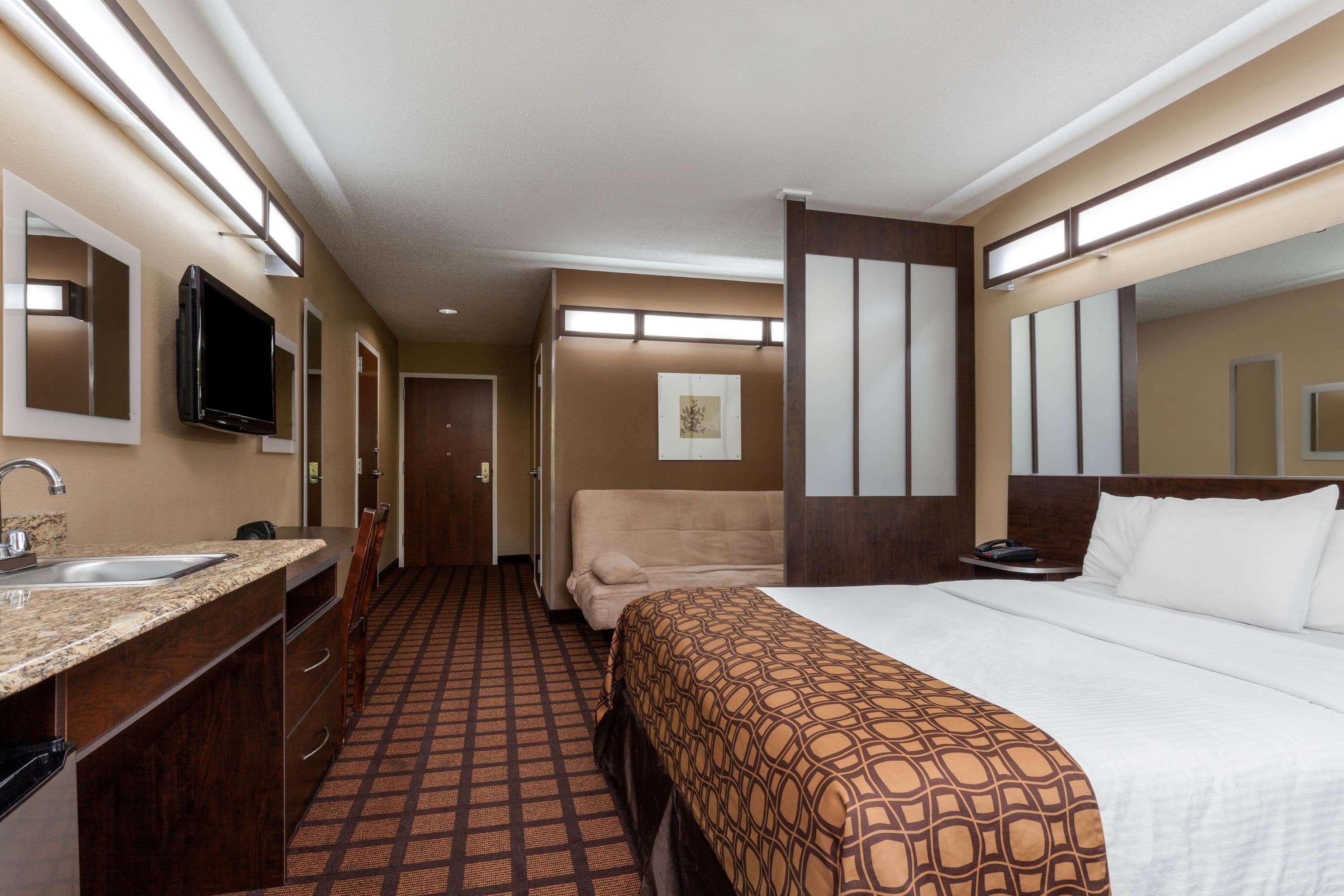 Microtel Inn & Suites By Wyndham Columbia Exterior photo
